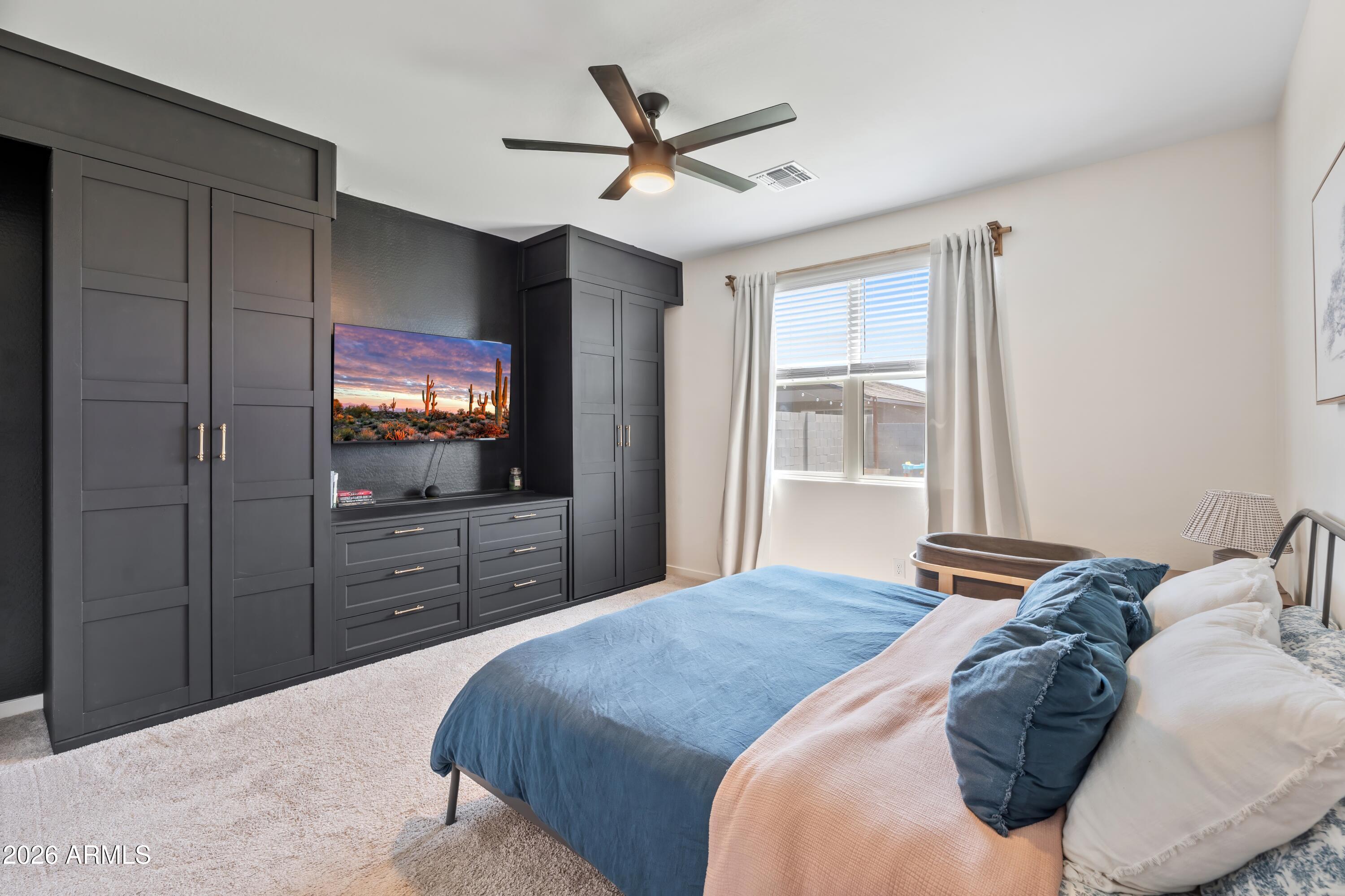3297 E LUNA Drive