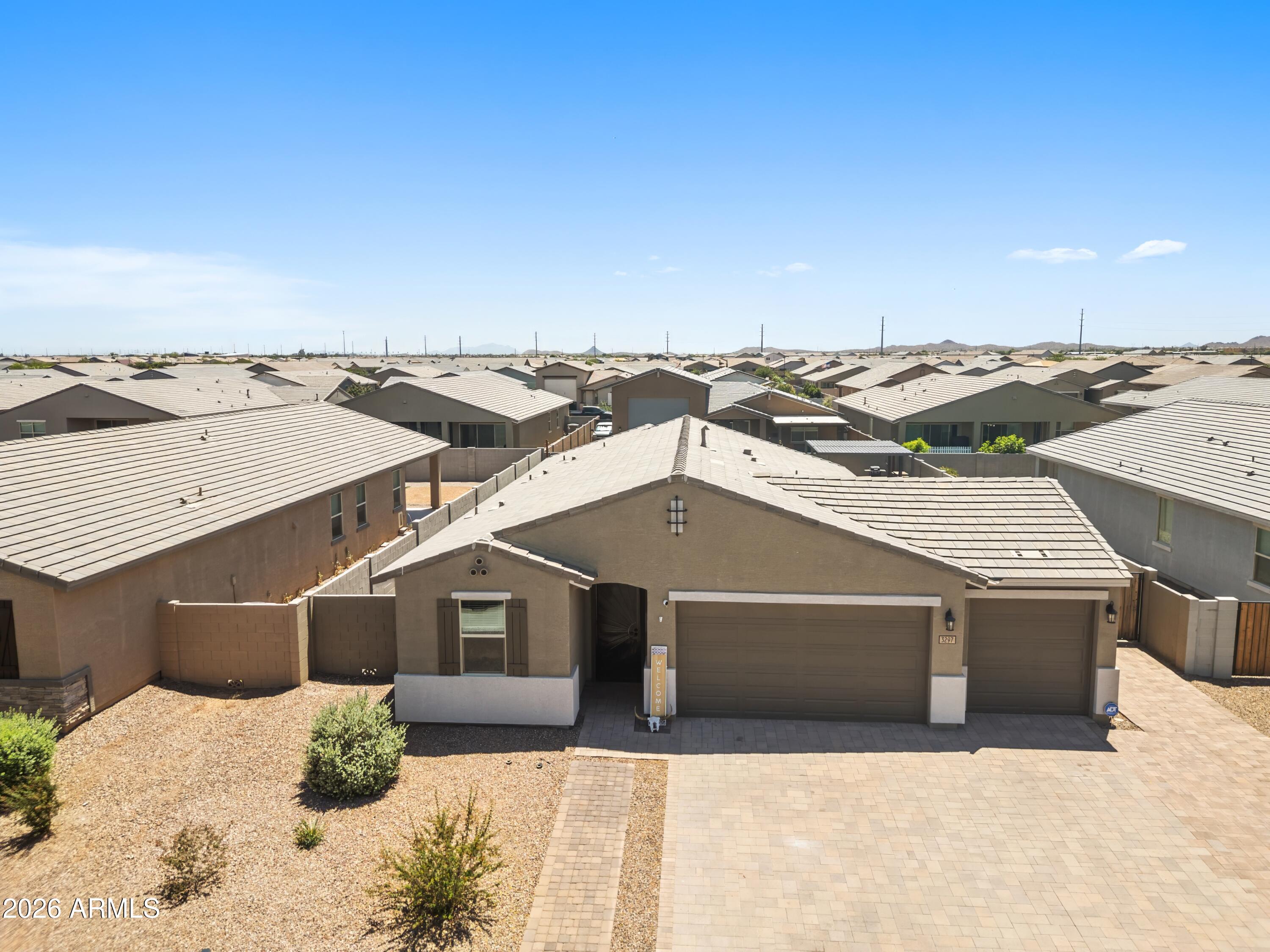 3297 E LUNA Drive