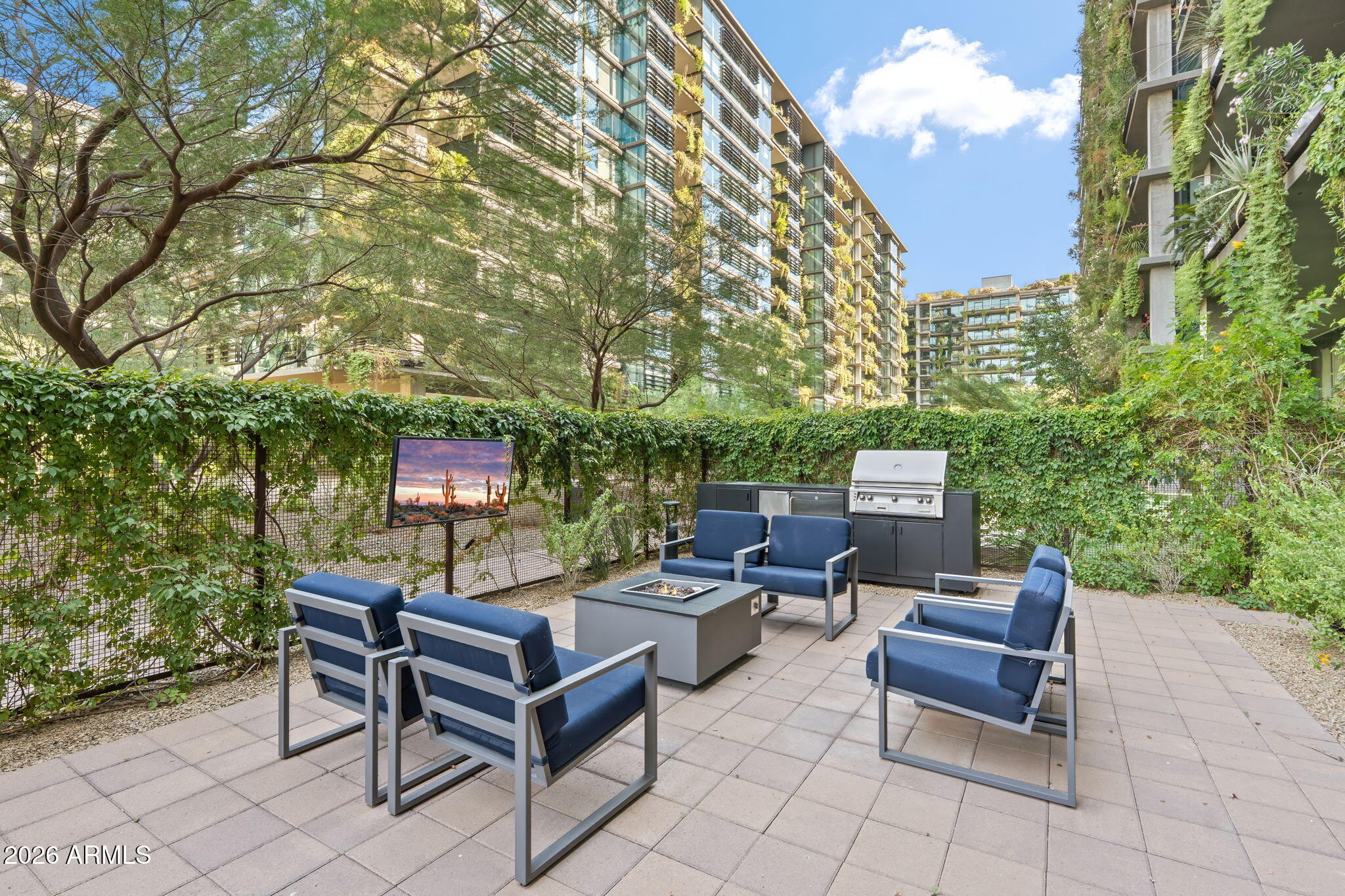 7120 E KIERLAND Boulevard 819