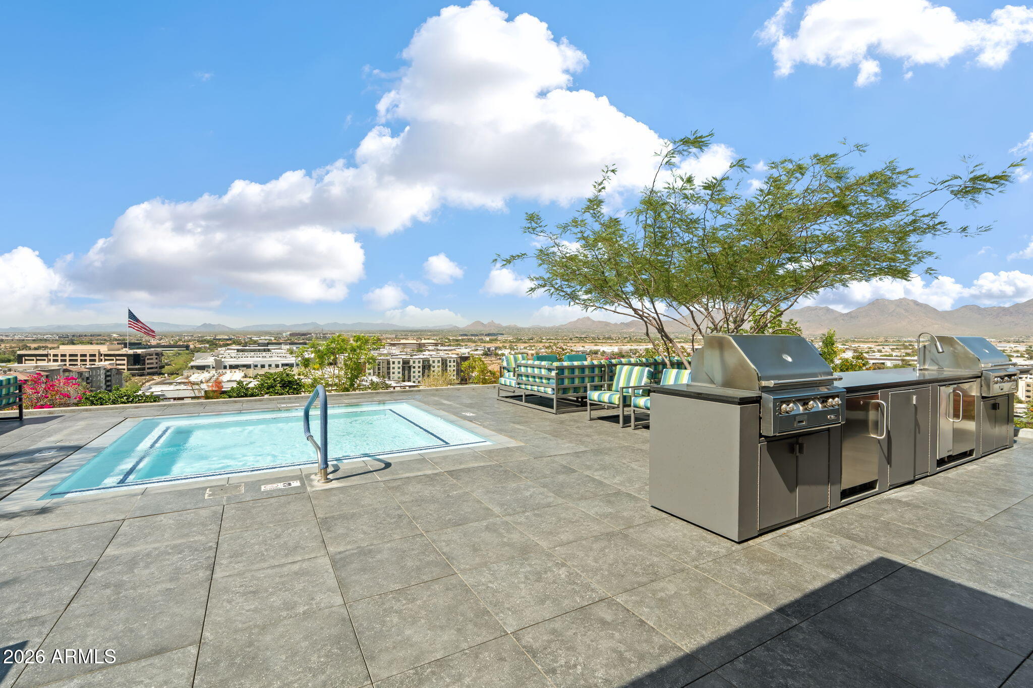 7120 E KIERLAND Boulevard 819