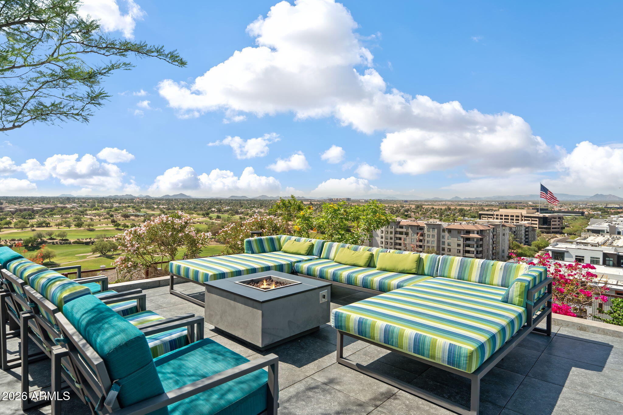 7120 E KIERLAND Boulevard 819
