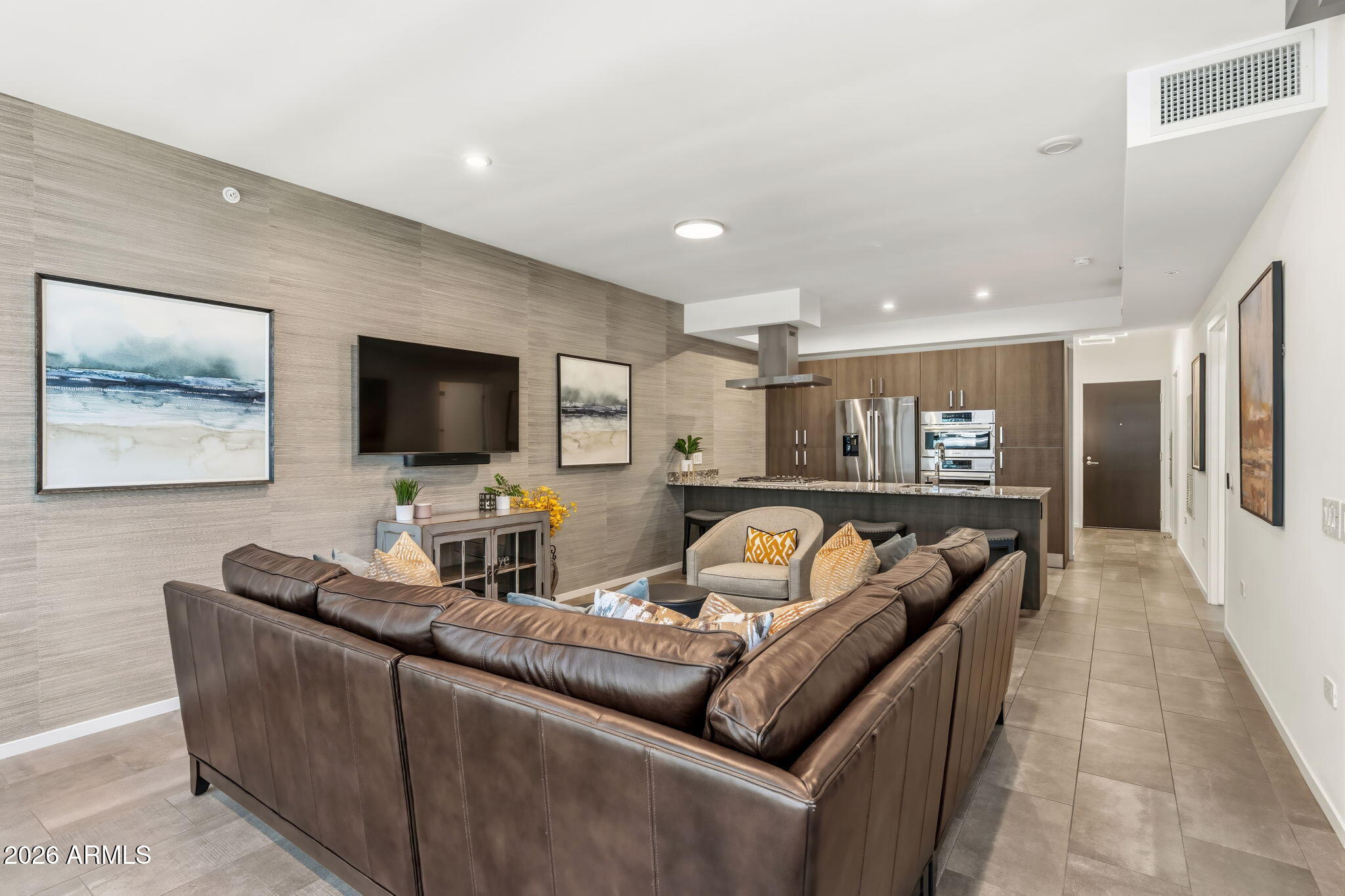 7120 E KIERLAND Boulevard 819