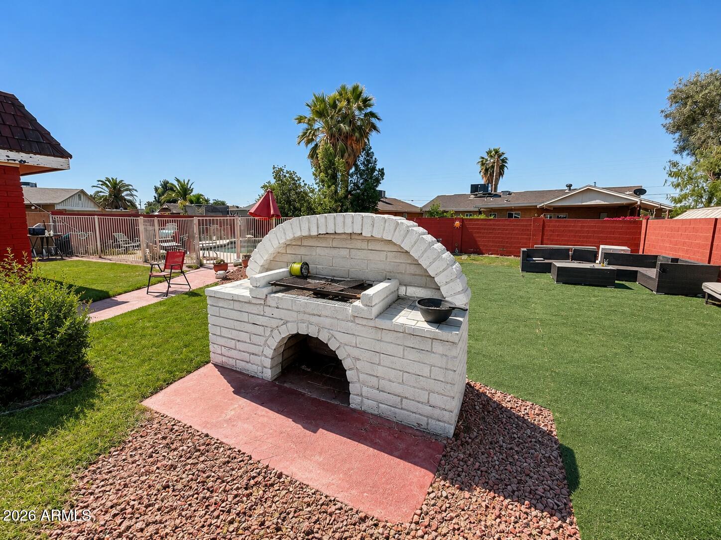 6411 W VERDE Lane