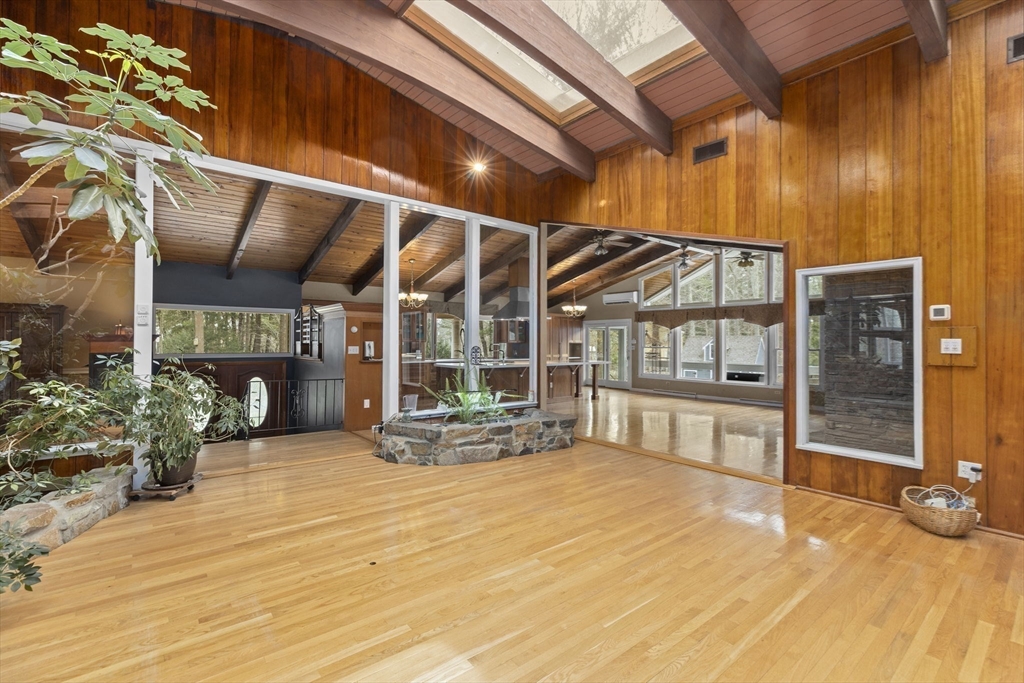 96 Deborah Rd
