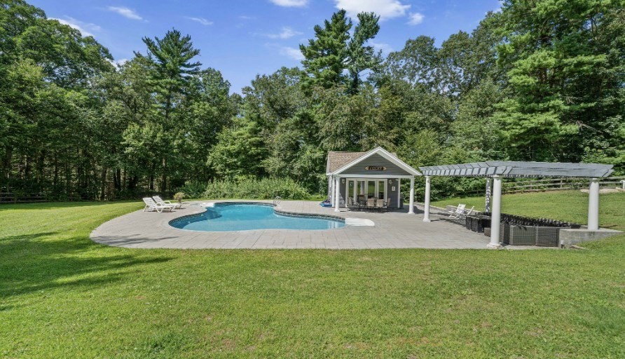 96 Deborah Rd