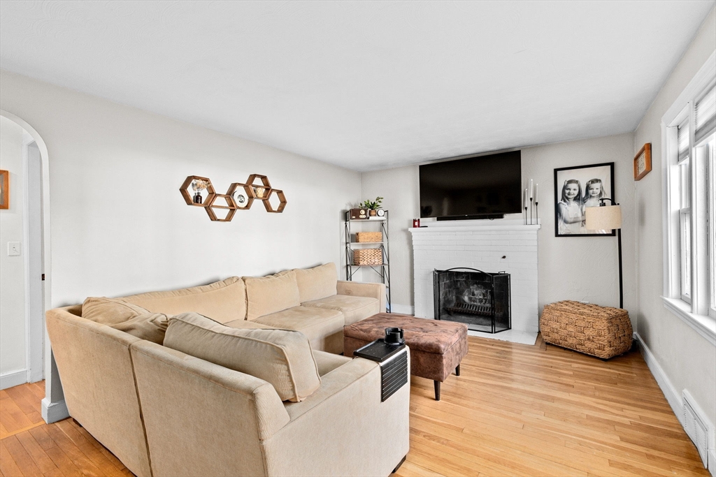 63 Durbeck Rd