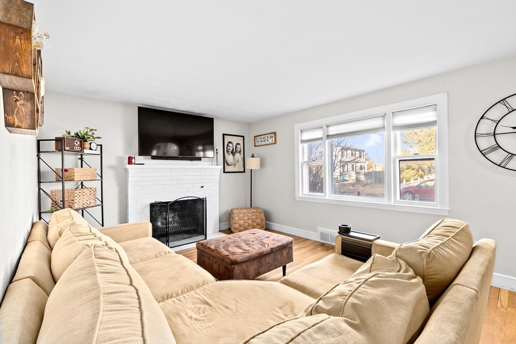 63 Durbeck Rd