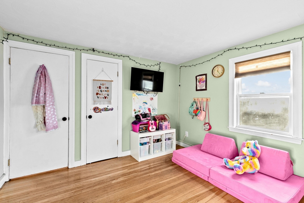 63 Durbeck Rd