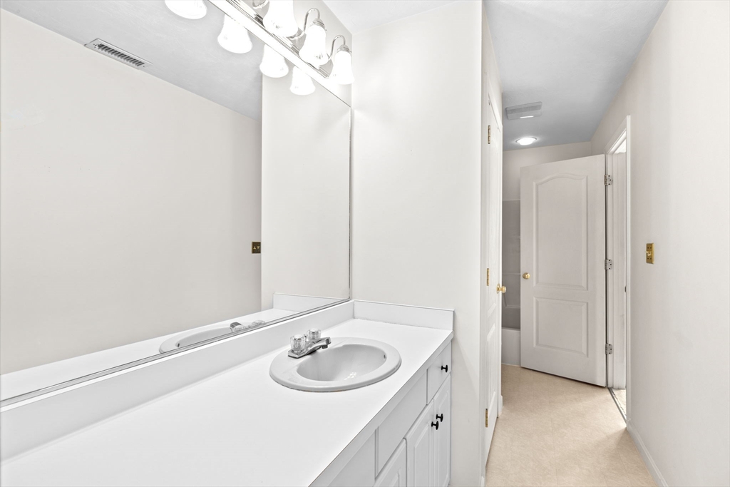 501 Auburn St # 505