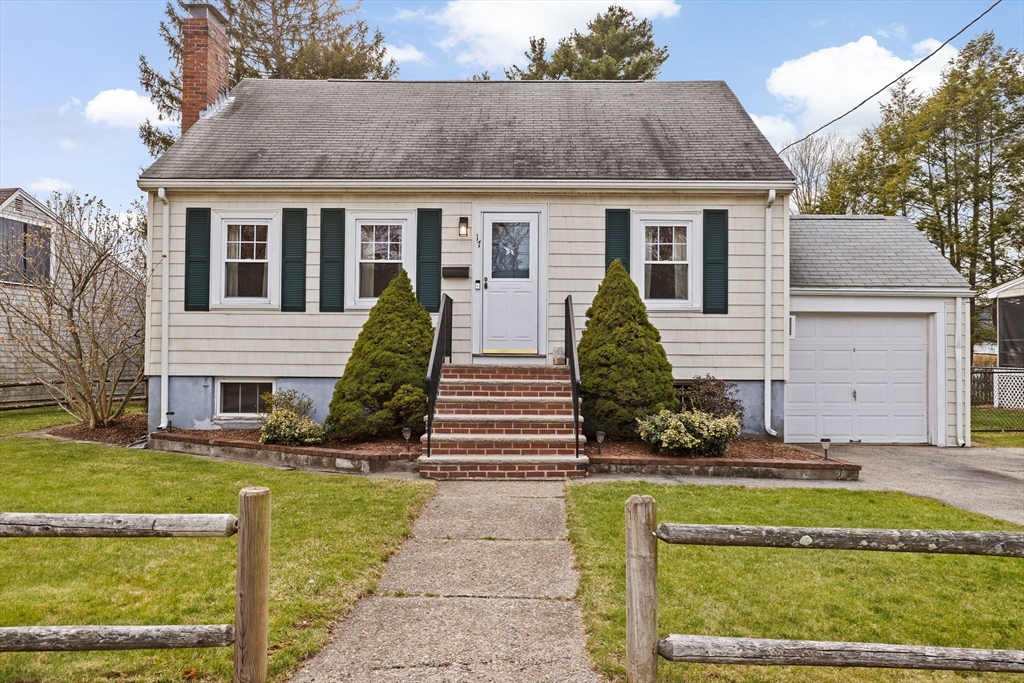 17 Blake Rd