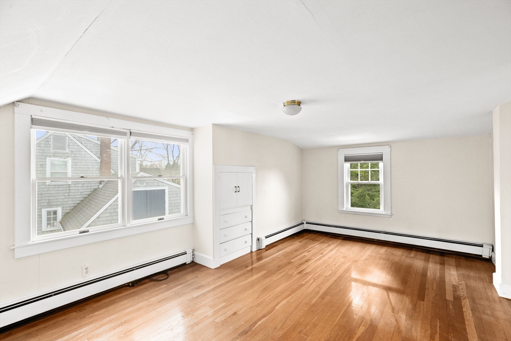 17 Blake Rd