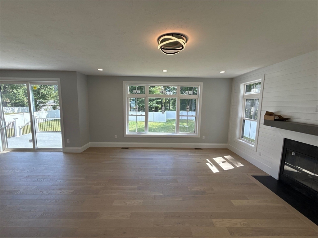 14 Earle Stewart Ln