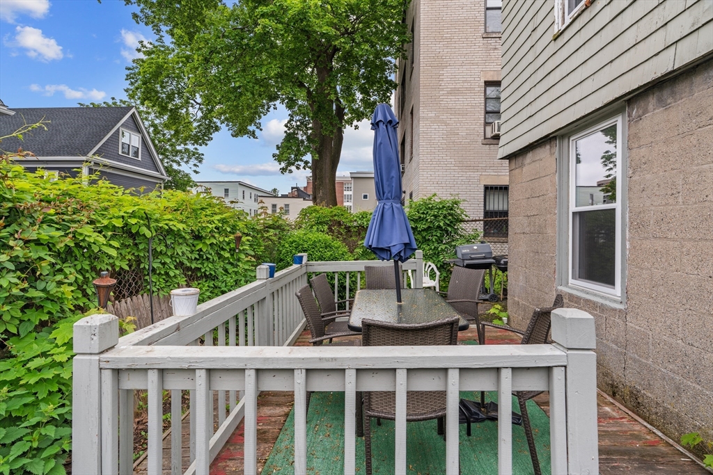439 Walnut Avenue