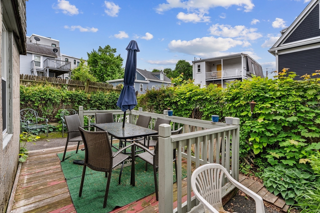 439 Walnut Avenue