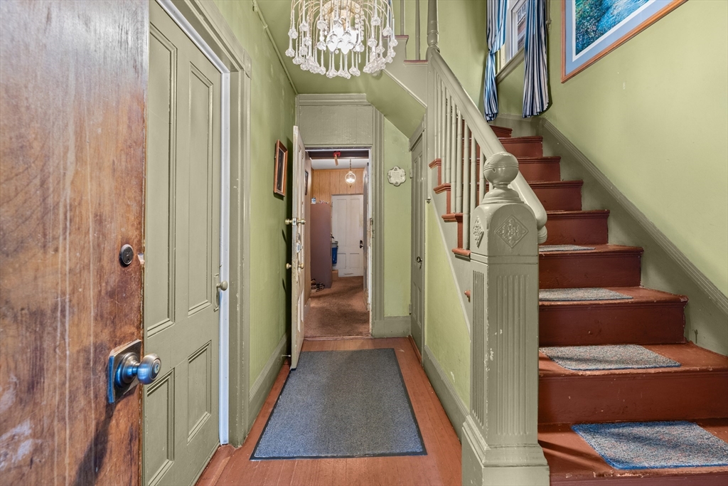 439 Walnut Avenue