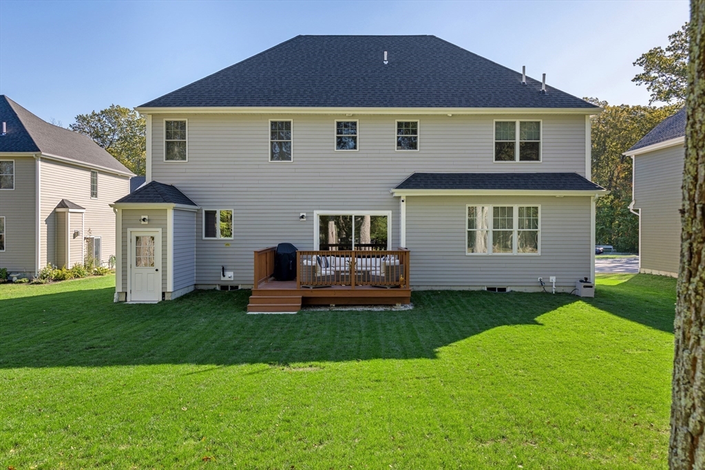 26 Timber Crest Dr