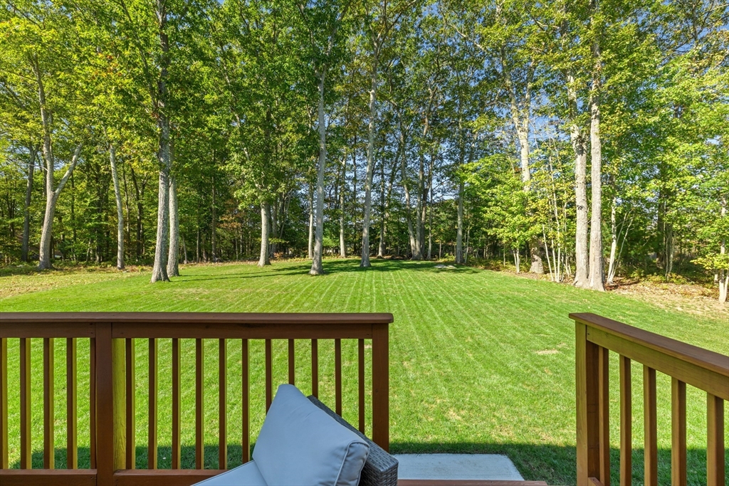 26 Timber Crest Dr