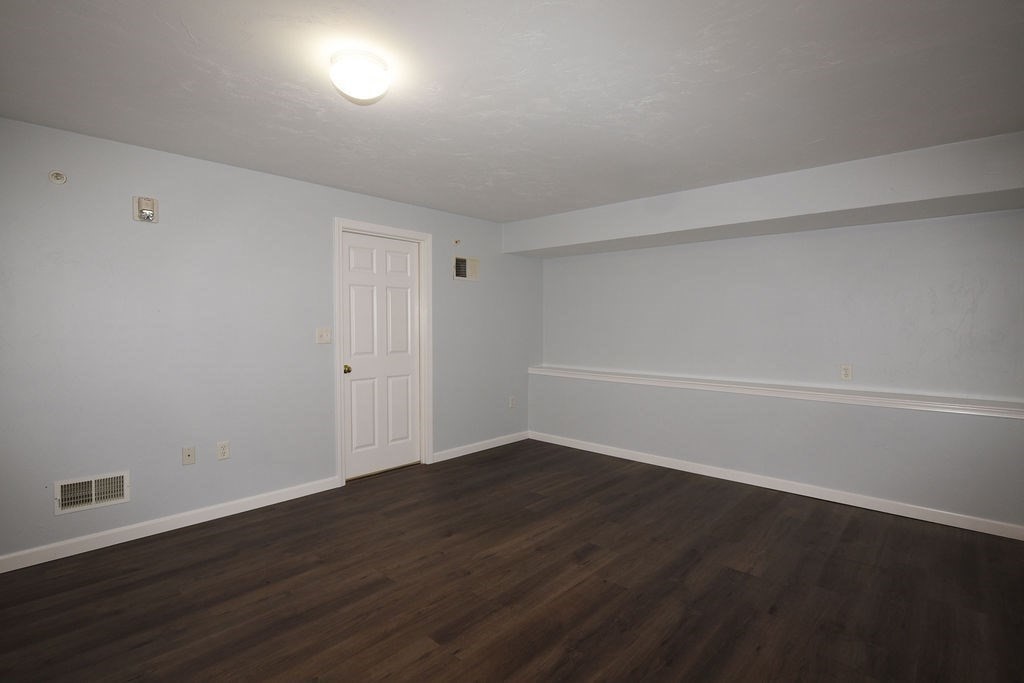 604 Bedford St # 5, Whitman Unit: 5