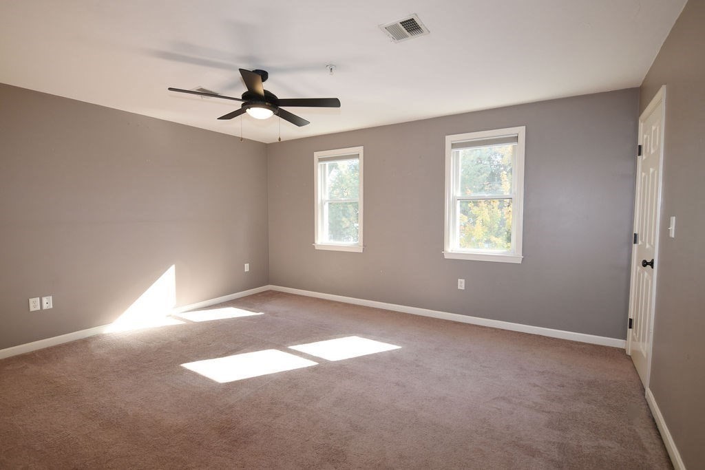 604 Bedford St # 5, Whitman Unit: 5