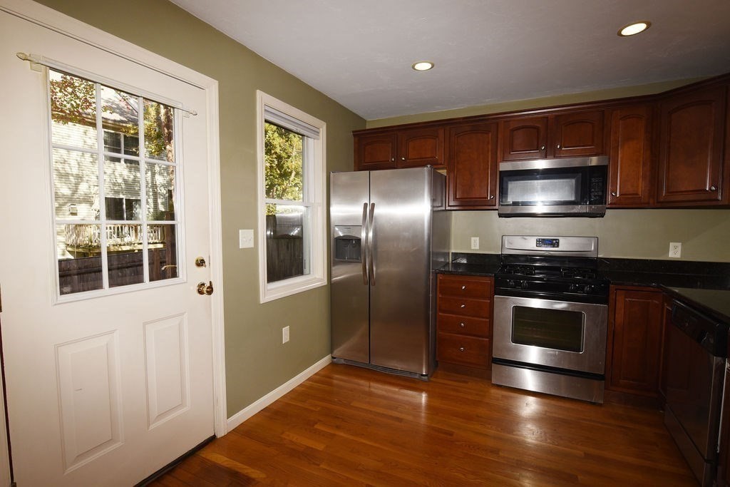 604 Bedford St # 5, Whitman Unit: 5