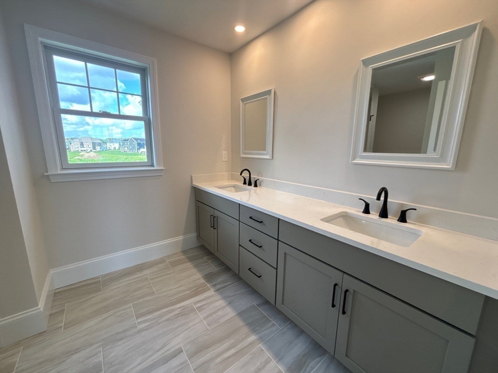 Lot 101-81 Pratt Avenue