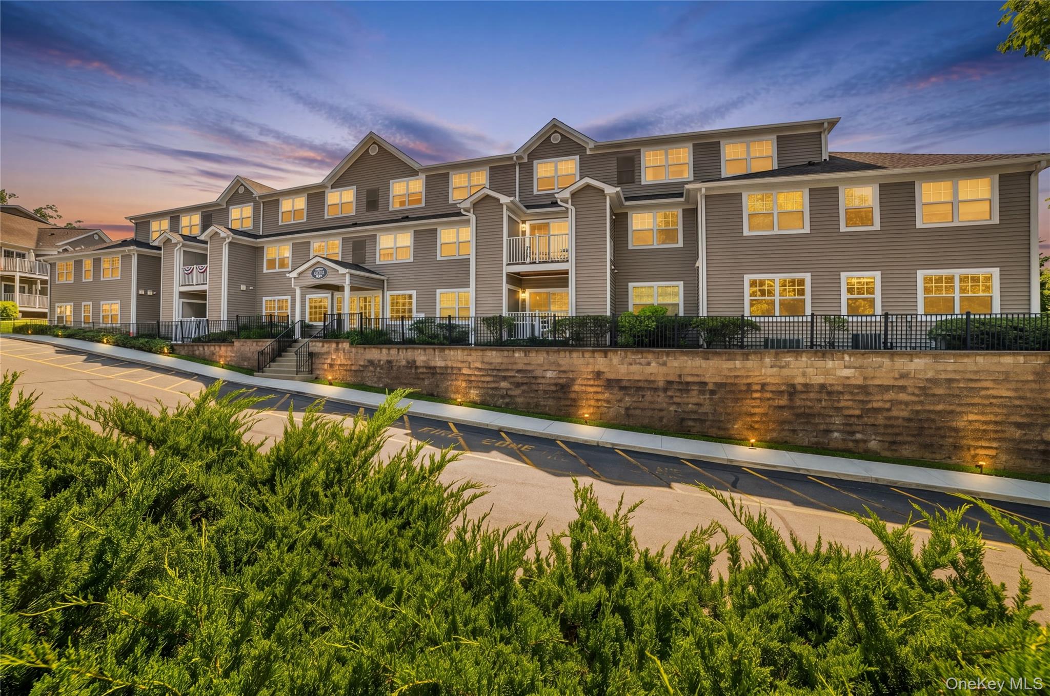 100 Woodcrest Lane Unit: 112