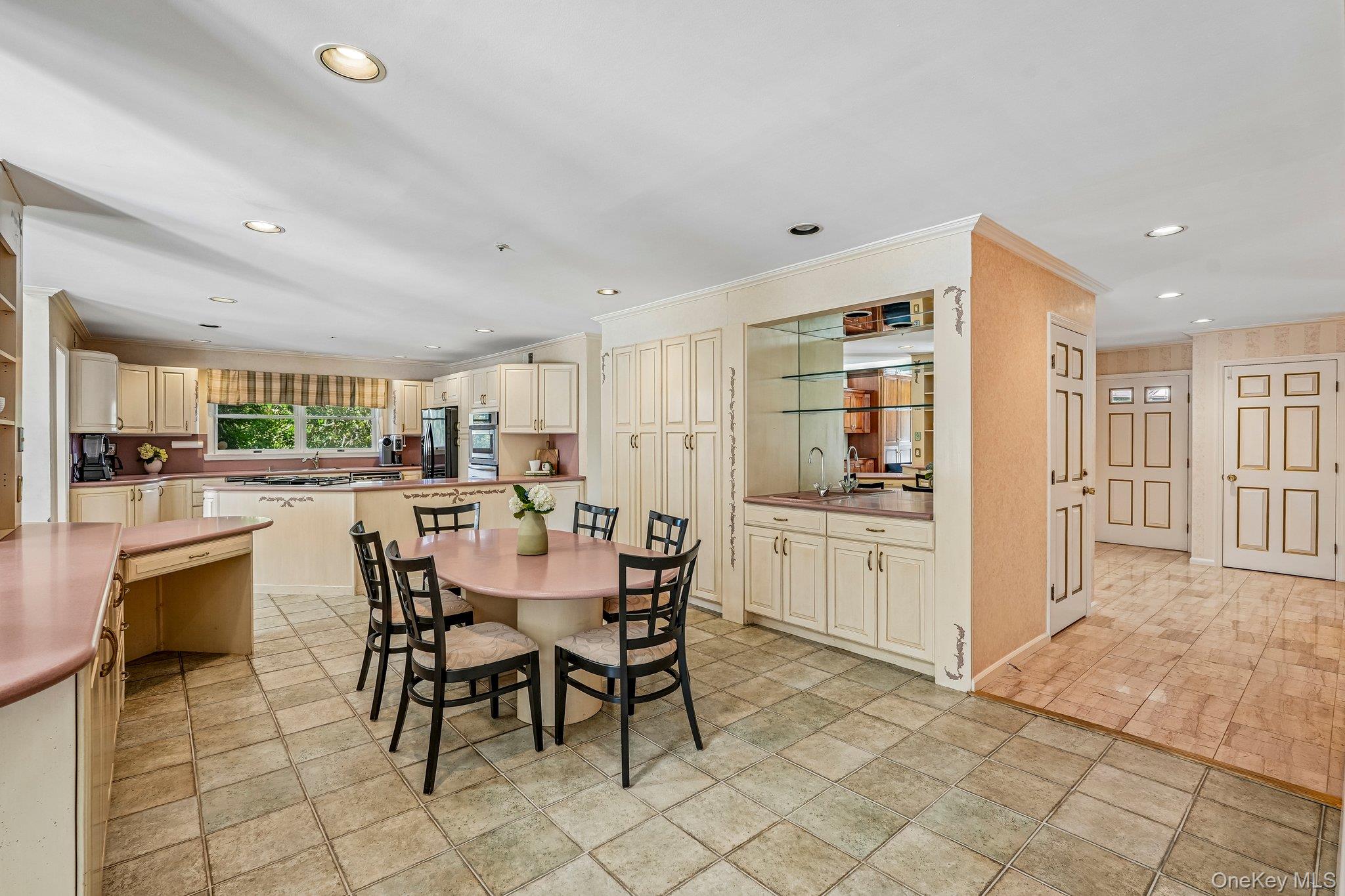 48 Westchester View Lane
