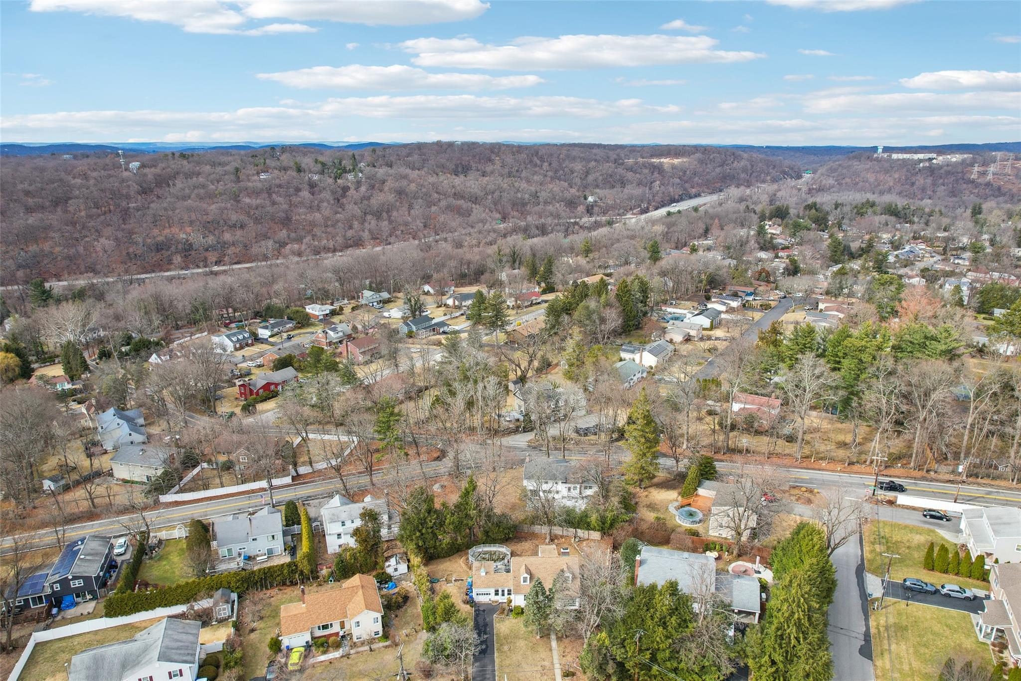 10 Wayside Drive