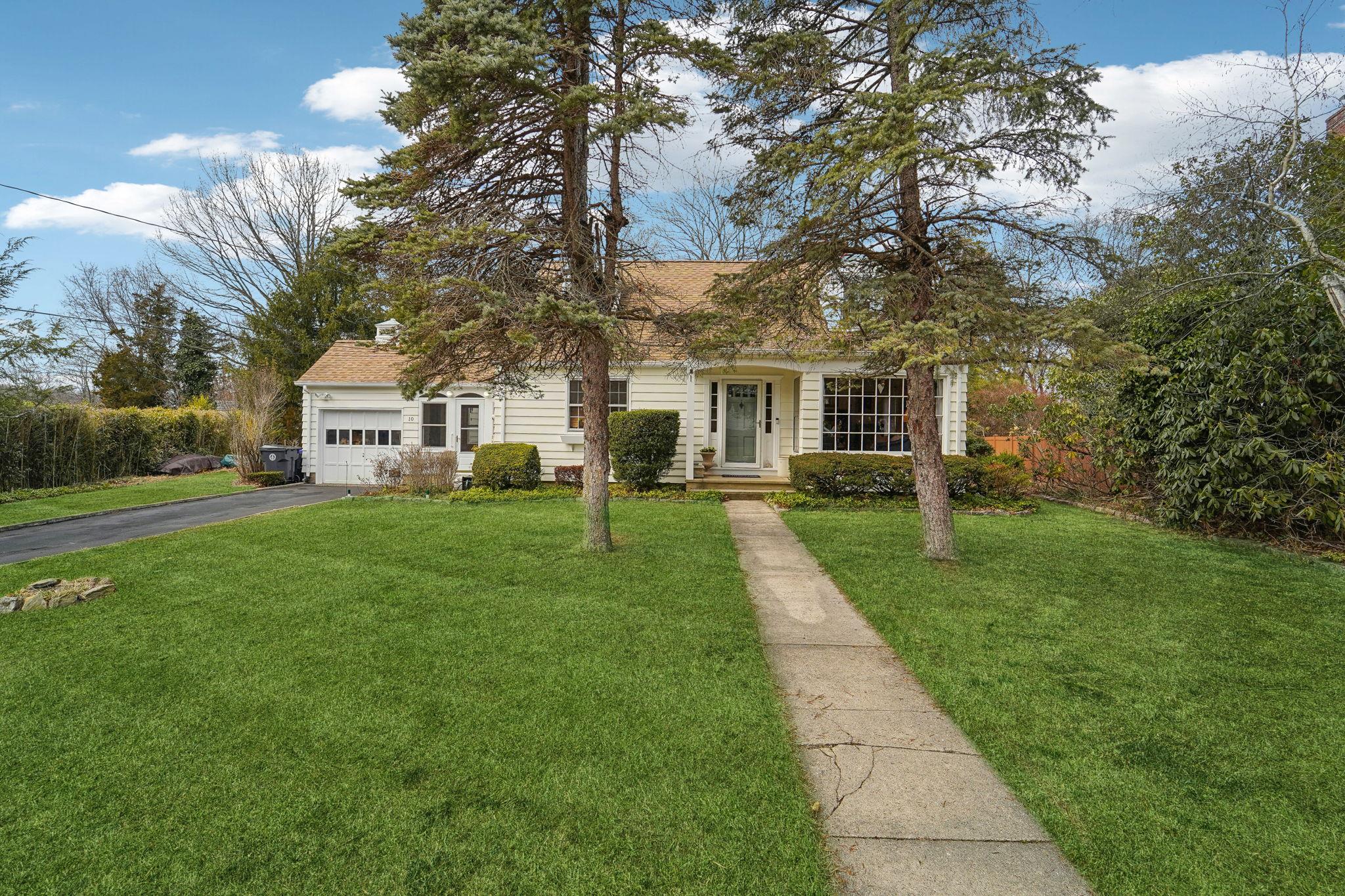 10 Wayside Drive