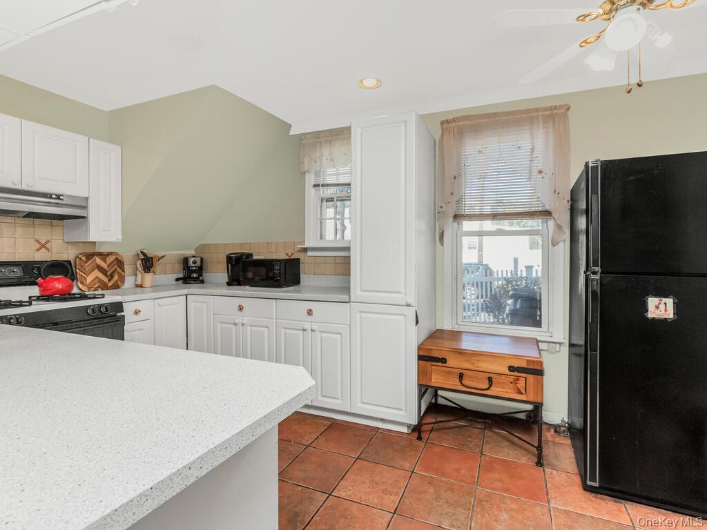 393 City Island Avenue