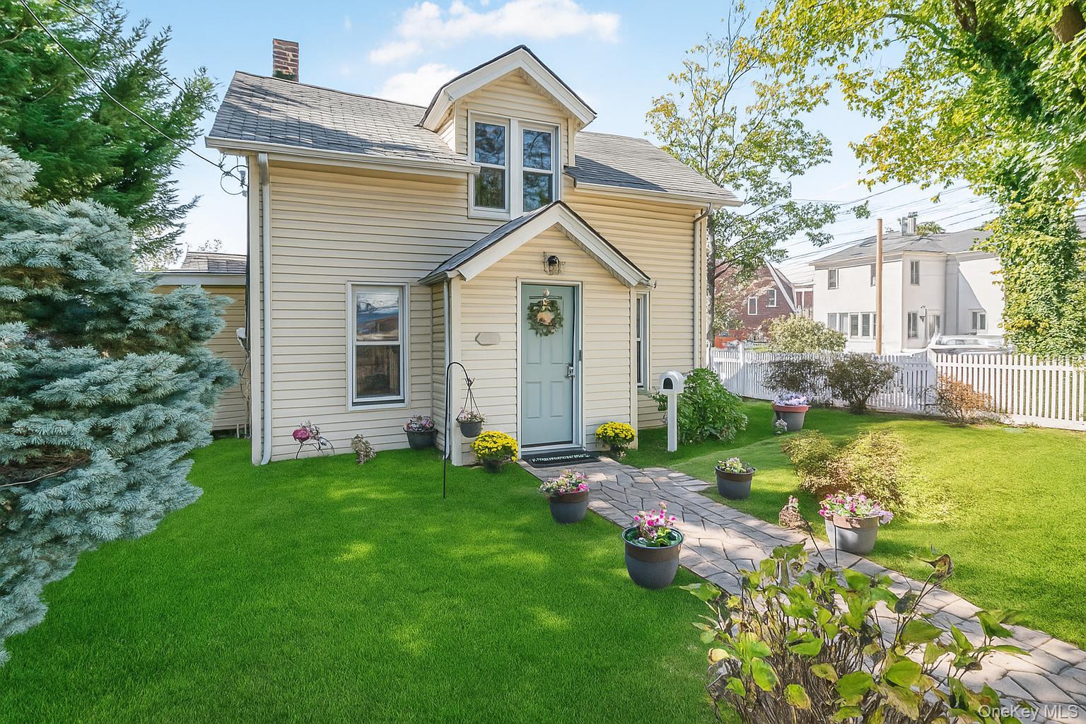 393 City Island Avenue