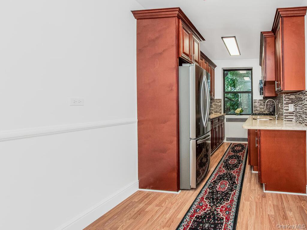 3015 3015 Riverdale Ave Unit: 4B