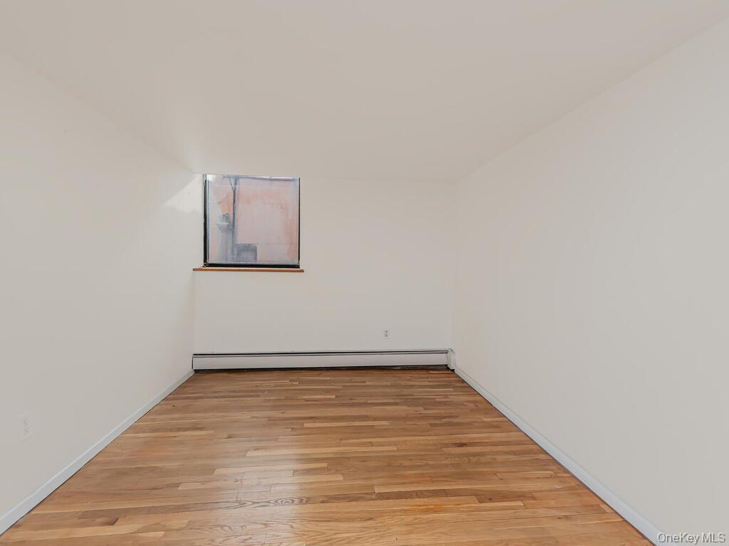 305 E 108th Street Unit: 4B