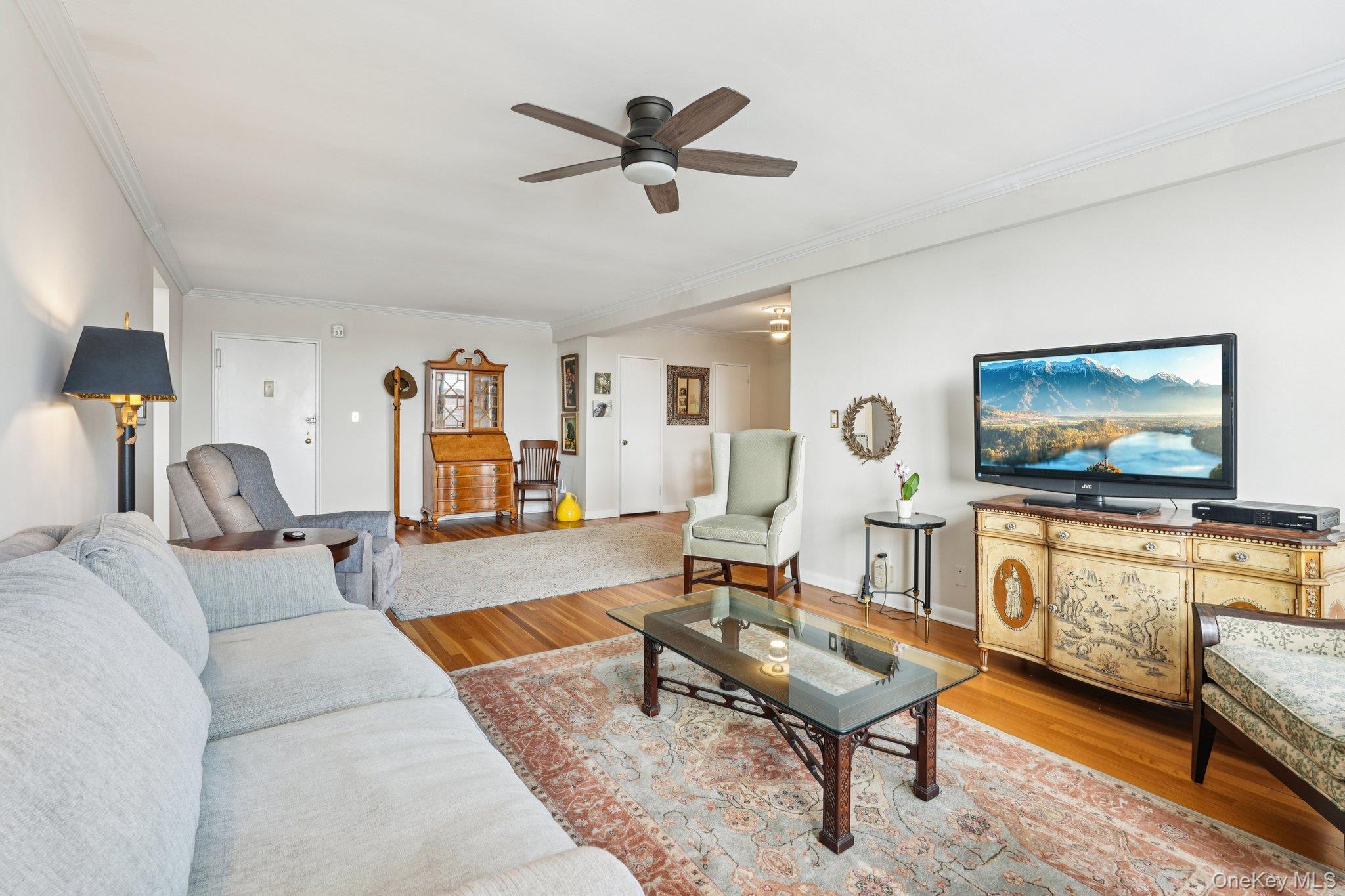 4 4 Putnam Hill Unit: 4F