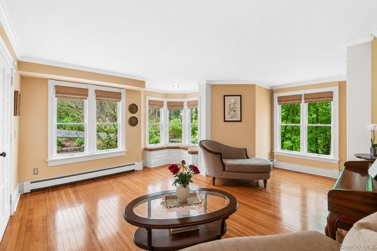54 Hillside Avenue
