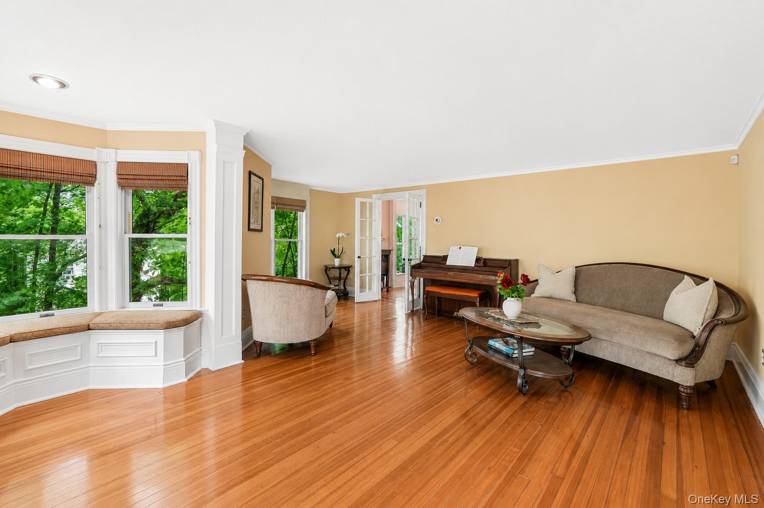 54 Hillside Avenue