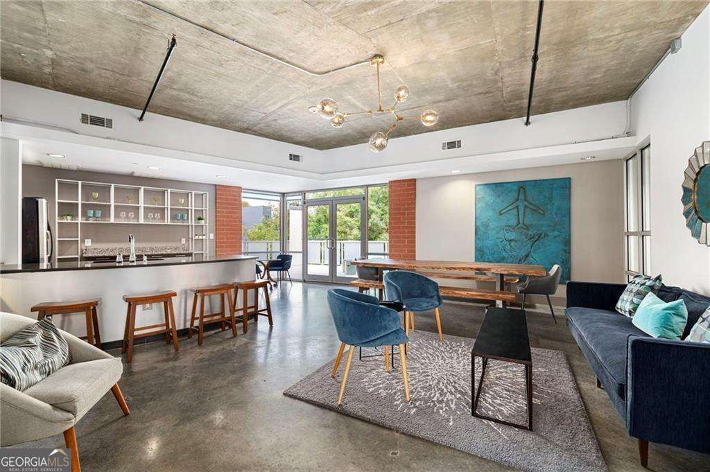245 N Highland Avenue NE # 408