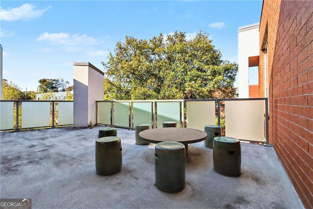 245 N Highland Avenue NE # 408