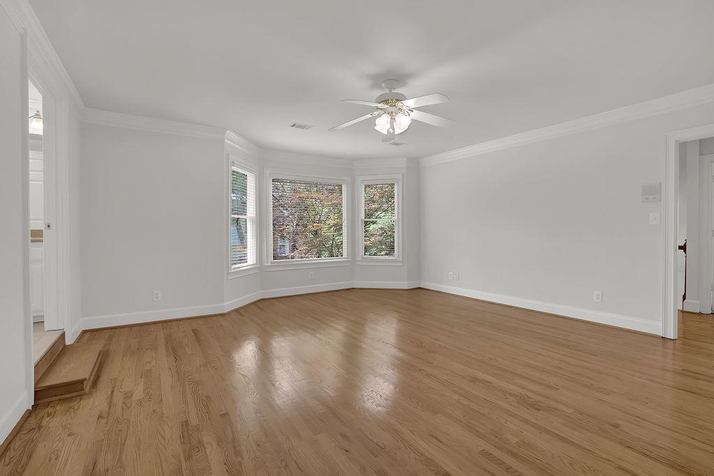 2010 Riverside Road