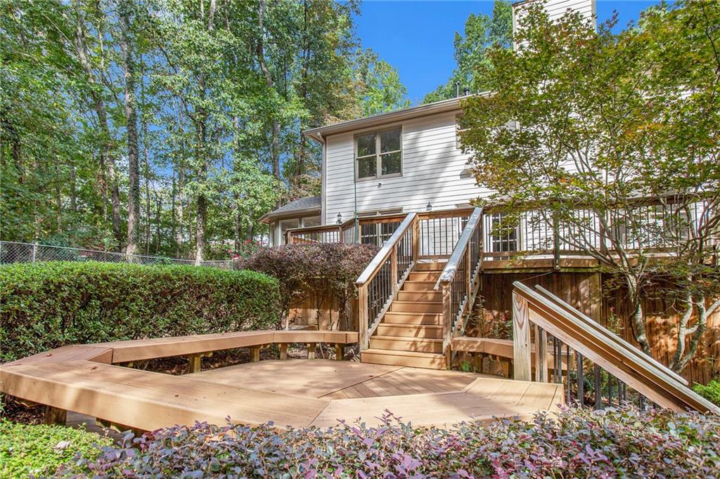 390 Waverly Hall Circle
