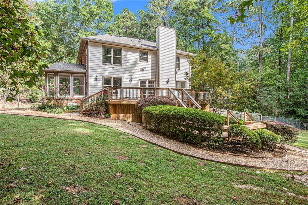390 Waverly Hall Circle