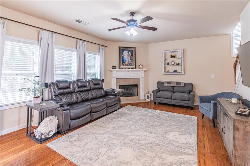 6367 Barker Station Walk