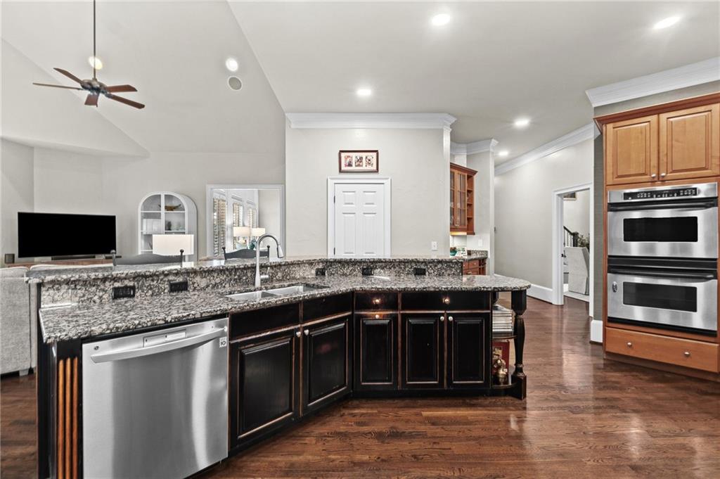 155 Ansley Way