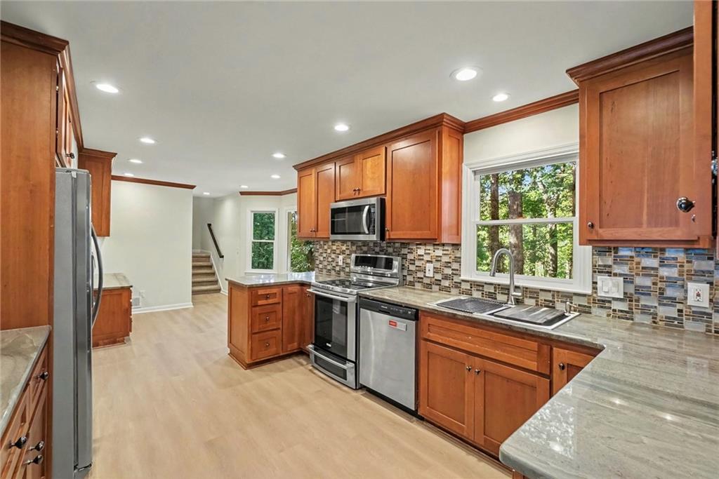 8541 Birch Hollow Drive