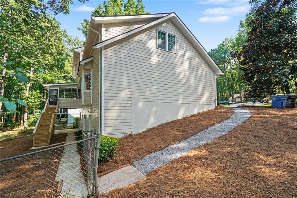 8541 Birch Hollow Drive