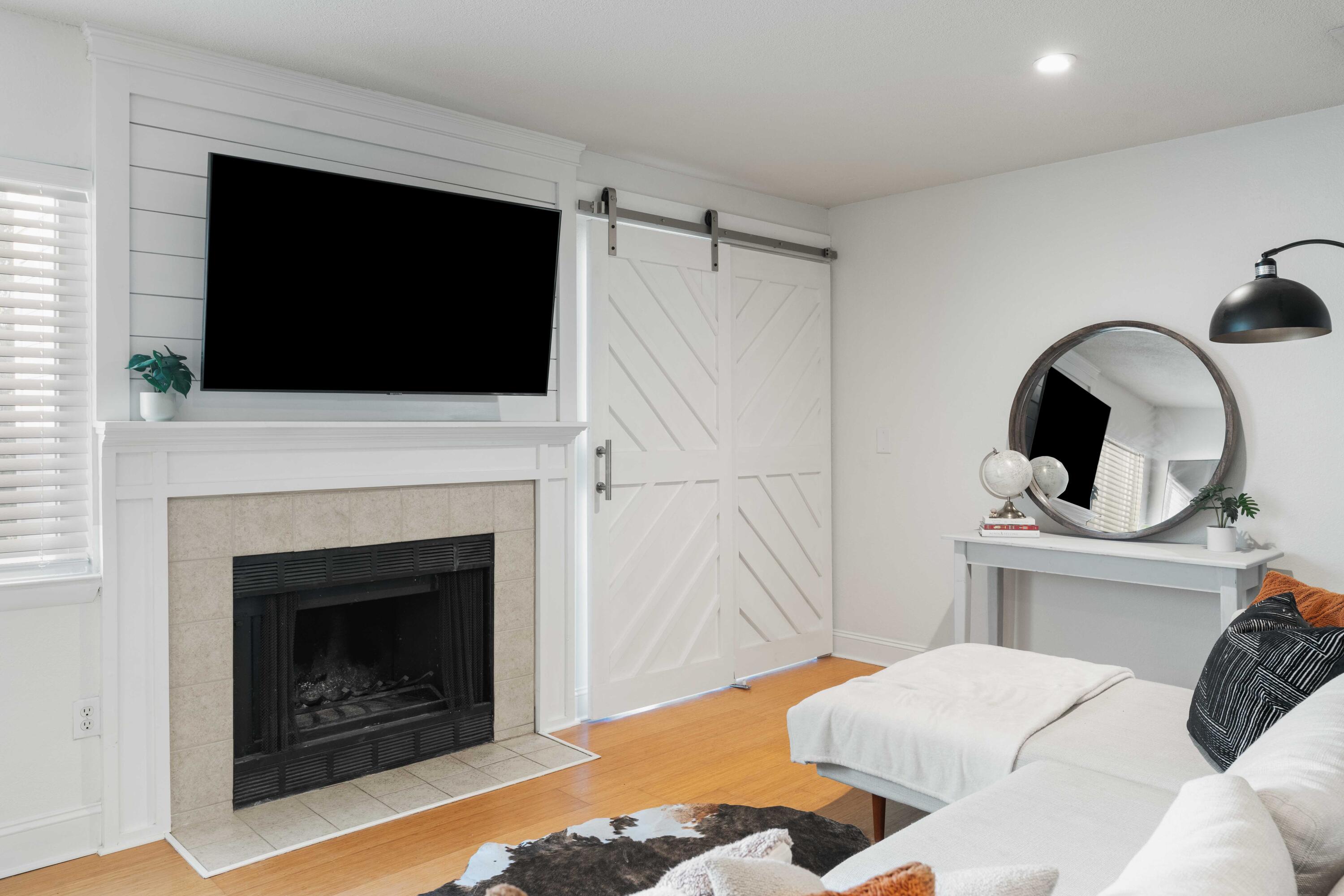 268 Alexandra Drive # 11