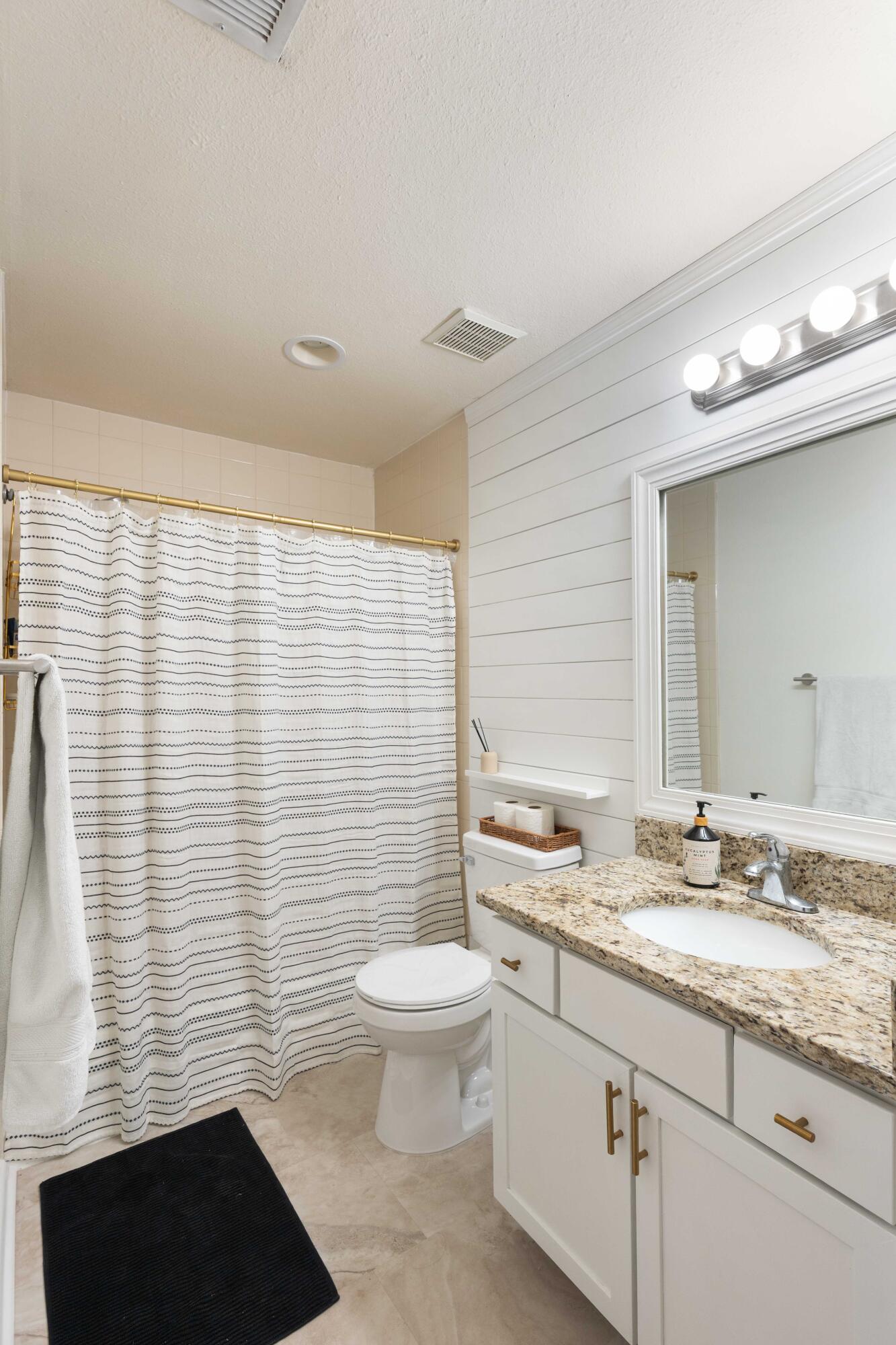 268 Alexandra Drive # 11