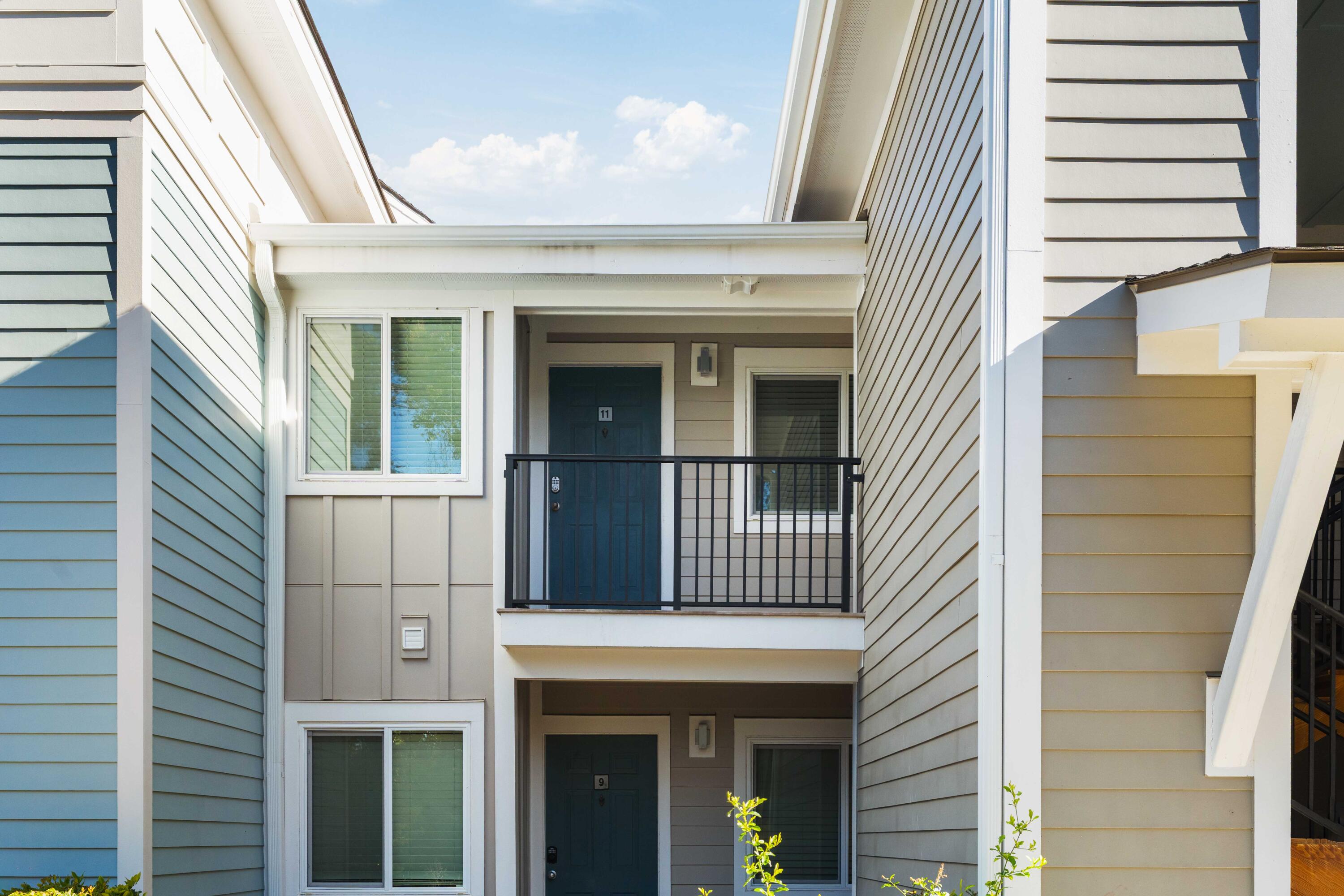 268 Alexandra Drive # 11