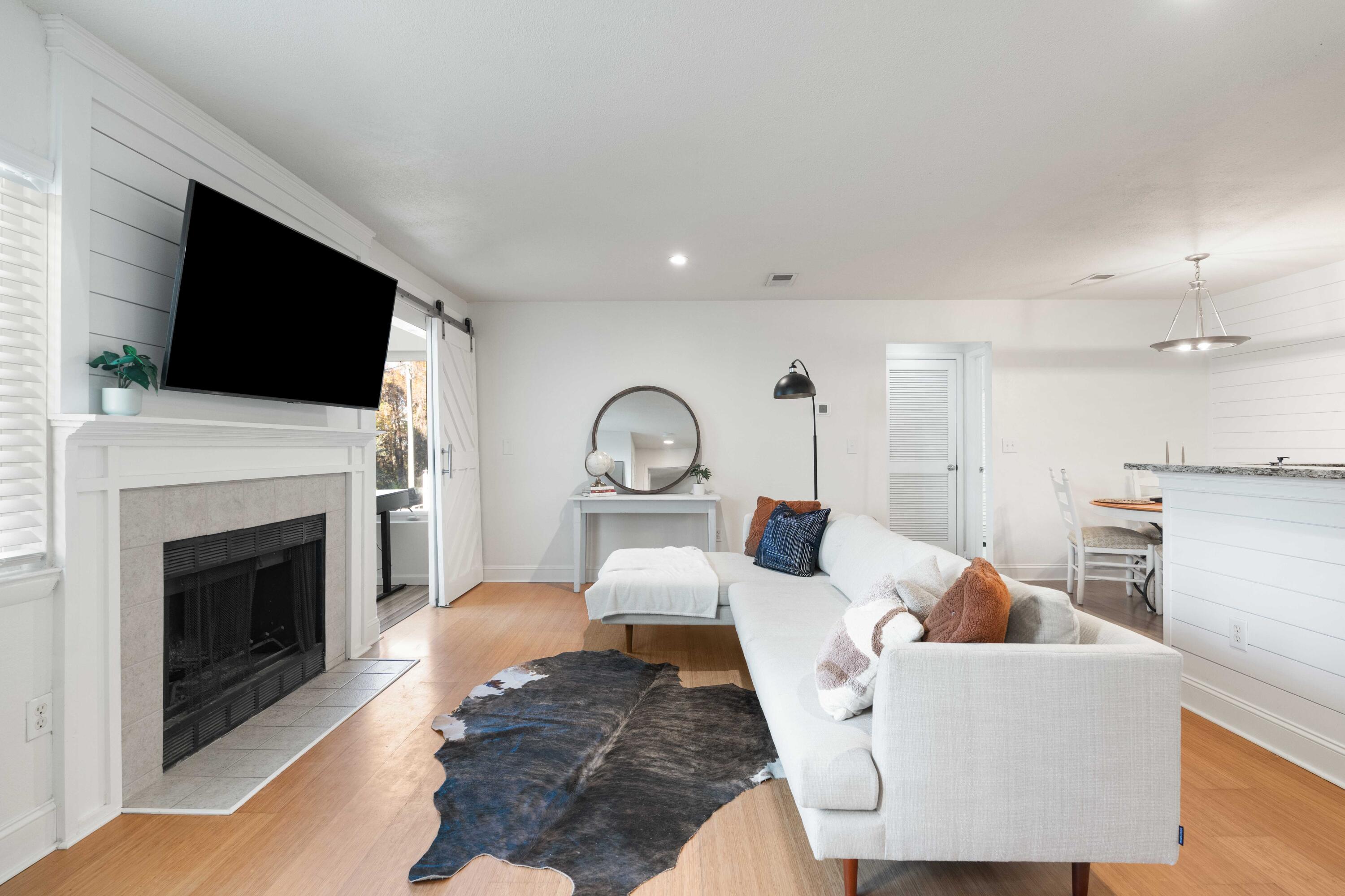 268 Alexandra Drive # 11