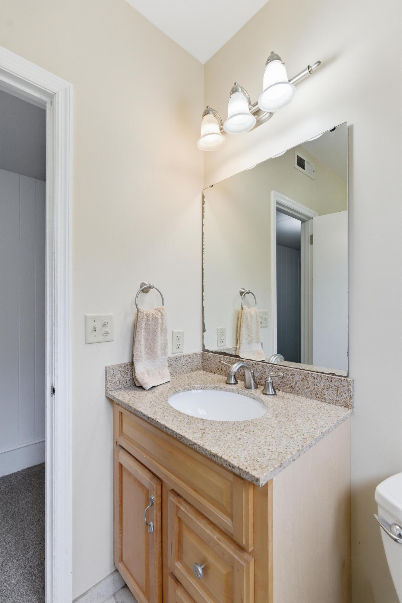 2804 Marshall Boulevard